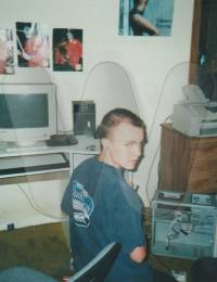 Justin Jared Thompson approximately age 14 rebuilding his gaming computer